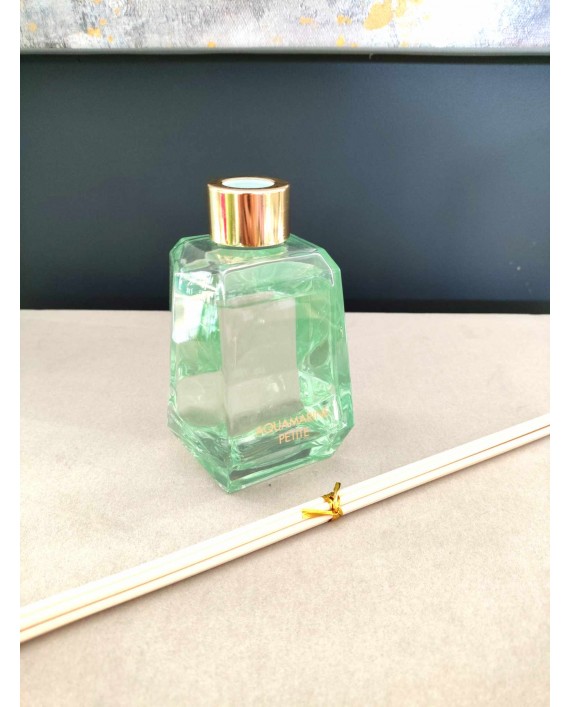 Namų kvapas su lazdelėmis "Aquamarine" 200ml. Namų kvapas su lazdelėmis "Aquamarine" 200ml.