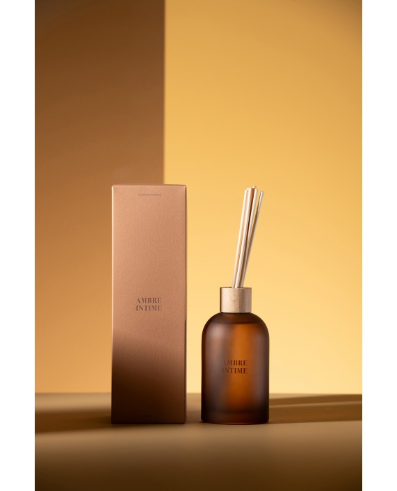 Aliejinis namų kvapas su lazdelėmis "Accords Essentiels Ambre Intime" 250ml