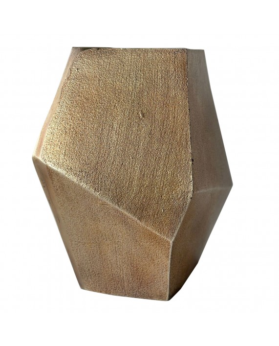 Briaunoto dizaino metalinė vaza „Faceted Brass“ Briaunoto dizaino metalinė vaza „Faceted Brass“