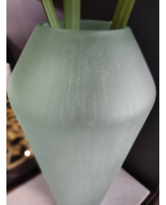 Matinio stiklo vaza „Soft Green“
