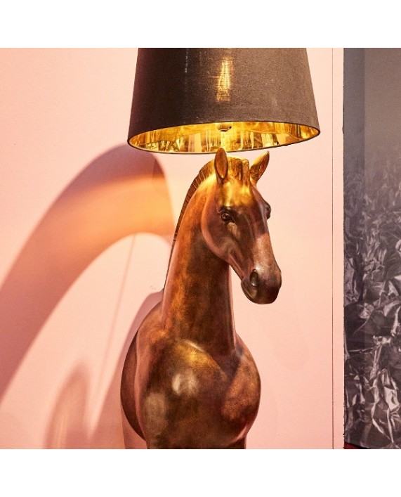 Pastatomas šviestuvas "Horse Amadeus Brown" Pastatomas šviestuvas "Horse Amadeus Brown"