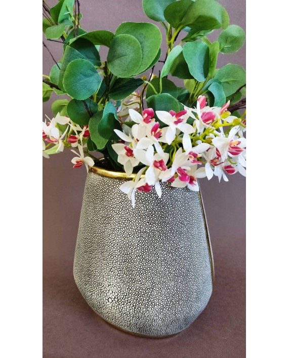 Vaza traukta oda "Grey shagreen" 