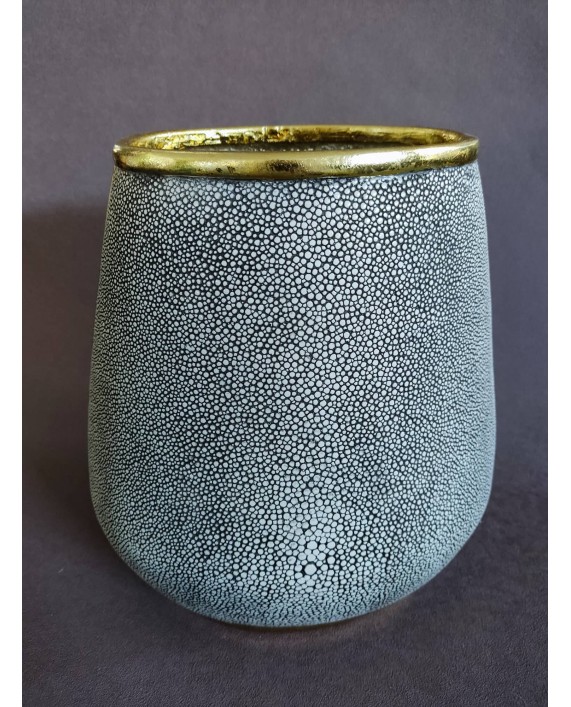 Vaza traukta oda "Grey shagreen" 