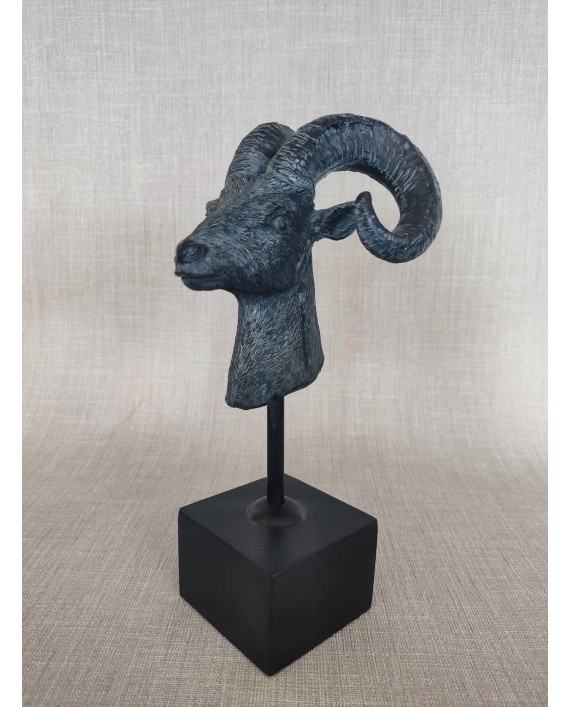 Interjero dekoracija "Head Goat" 